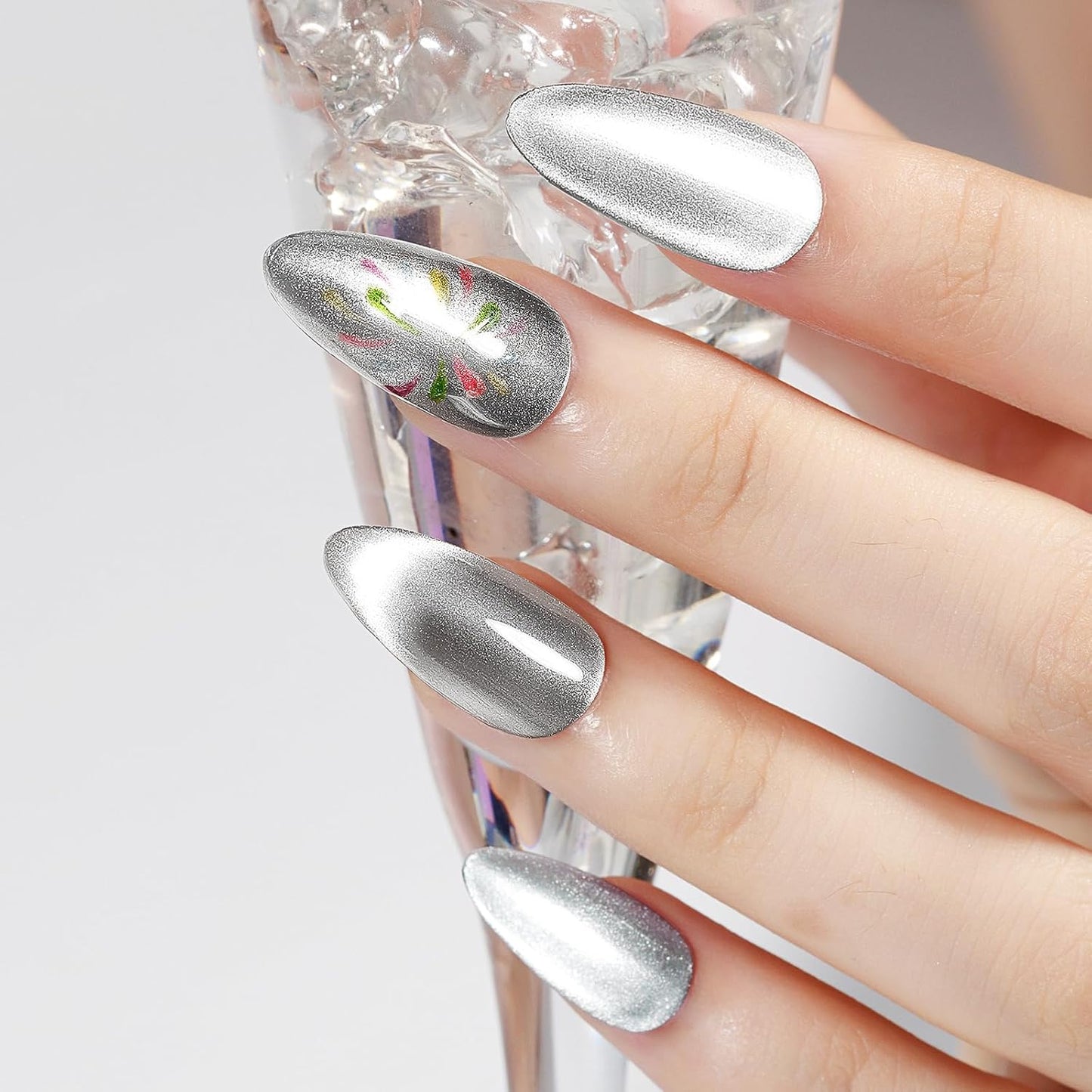 MIZHSE Quick Dry Cat Eye Nail Polish, Sliver Magnetic Nail Polish with Magnet, Air Drying Fast Nail Lacquer 15ml Cateye Effect for Women Girl Non-Gel Nail Art Manicure DIY Home