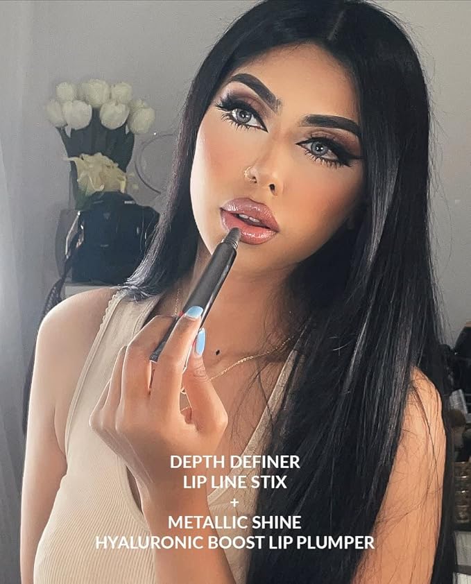 VASANTI Hyaluronic Boost Lip Plumper - Non-Sticky Lightweight Cosmetics for Soft Hydrated Lips (Metallic Shine)