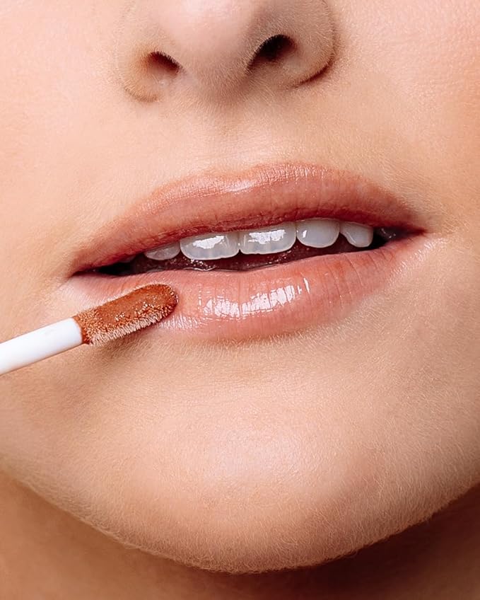 SPF50 Glow & Go Lip Oil: Lip Oil with SPF, Moisturizes and Protects Lips, 4.5ml (Salted Caramel)