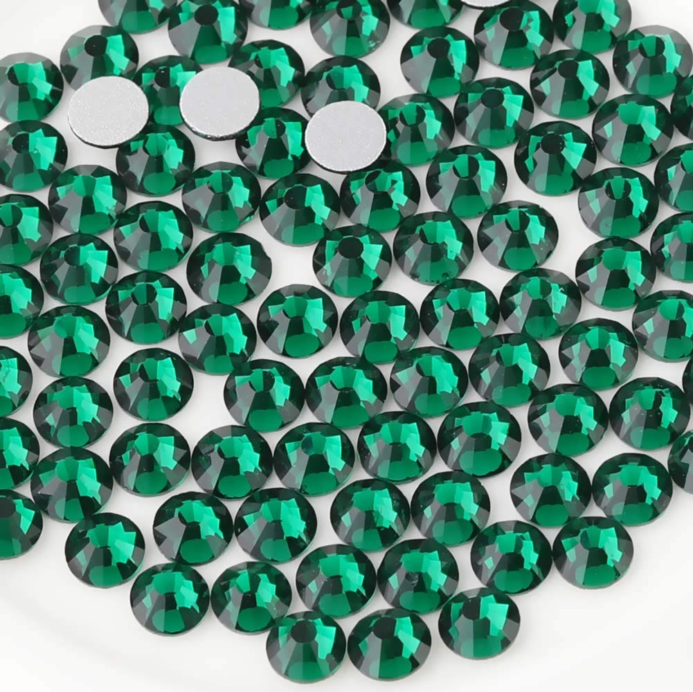 Beadsland 2880pcs Flat Back Crystal Rhinestones Round Gems for Nail Art and Craft Glue Fix,Emerald,SS4,1.5-1.7mm