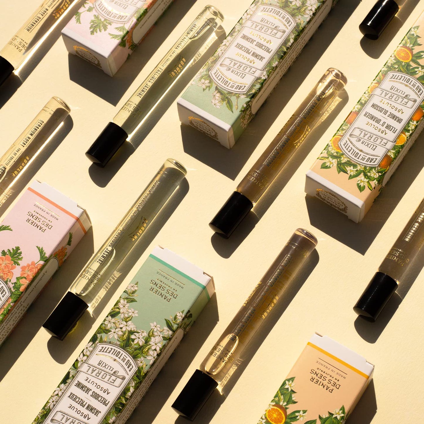 Panier des Sens - Orange Blossom Roll-on Eau de Toilette 0.3 Floz - Sweet & Enveloping Fragrance - Mini Perfume for Women - Parfum Crafted in Grasse, France - Daily Use - Light Travel Perfume