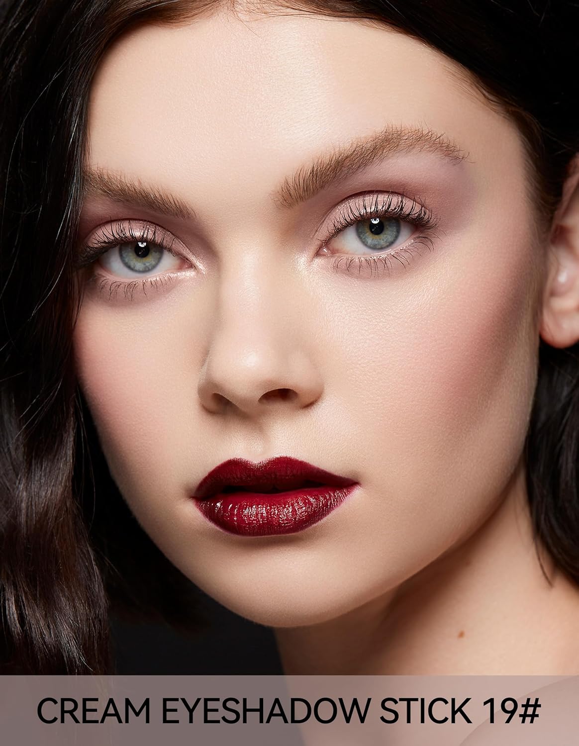 Erinde Waterproof Cream Eyeshadow Stick, Matte Nude Eye Shadow Sticks, Longwear Blendable High Pigmented, Neutral Eye Shadow Sticks Matte for Older Eyes, Smokey Eyeshadow Pencil Crayon, 19 Light Taupe