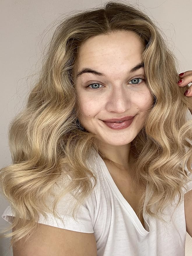 Makeup Revolution Conceal & Define Concealer, Full Coverage Makeup Concealer, Matte Finish & Long Wear, For Fair Skin Tones, Vegan, C5, 4ml